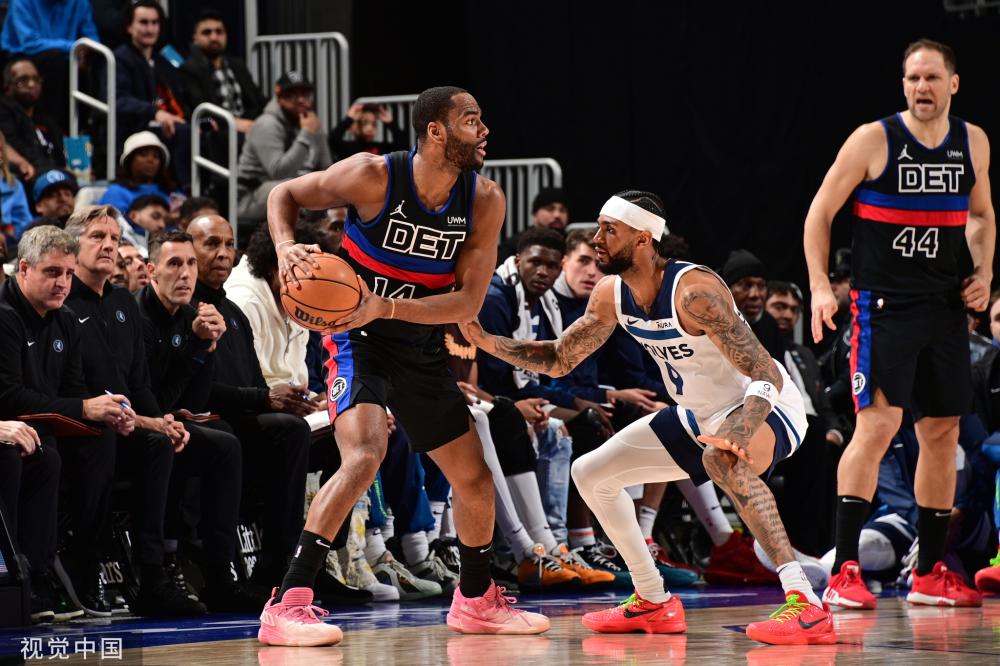 中場核心德 中場核心德